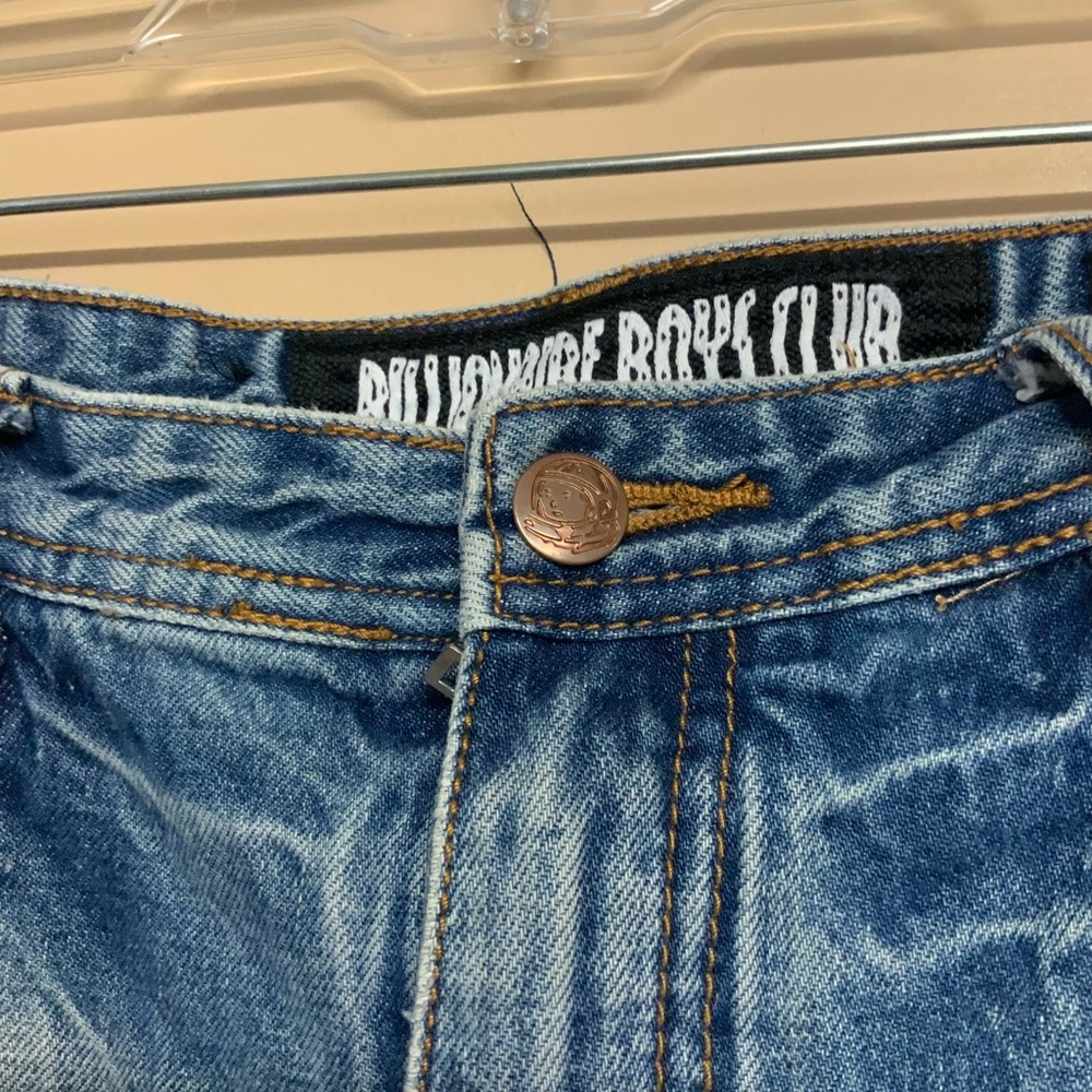 Men's Distressed Blue Jeans - Picture 10 of 12